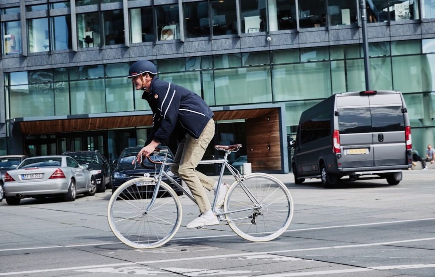 BIKE ETIQUETTE: WHAT YOU NEED TO KNOW ABOUT BIKE LANES