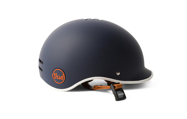 bike helmets vc-1x X-297 HELMET The interior features removable cheek pads and a liner for easy cleaning after long days in the dust or on the road Fox Racing V25 V1 Lean