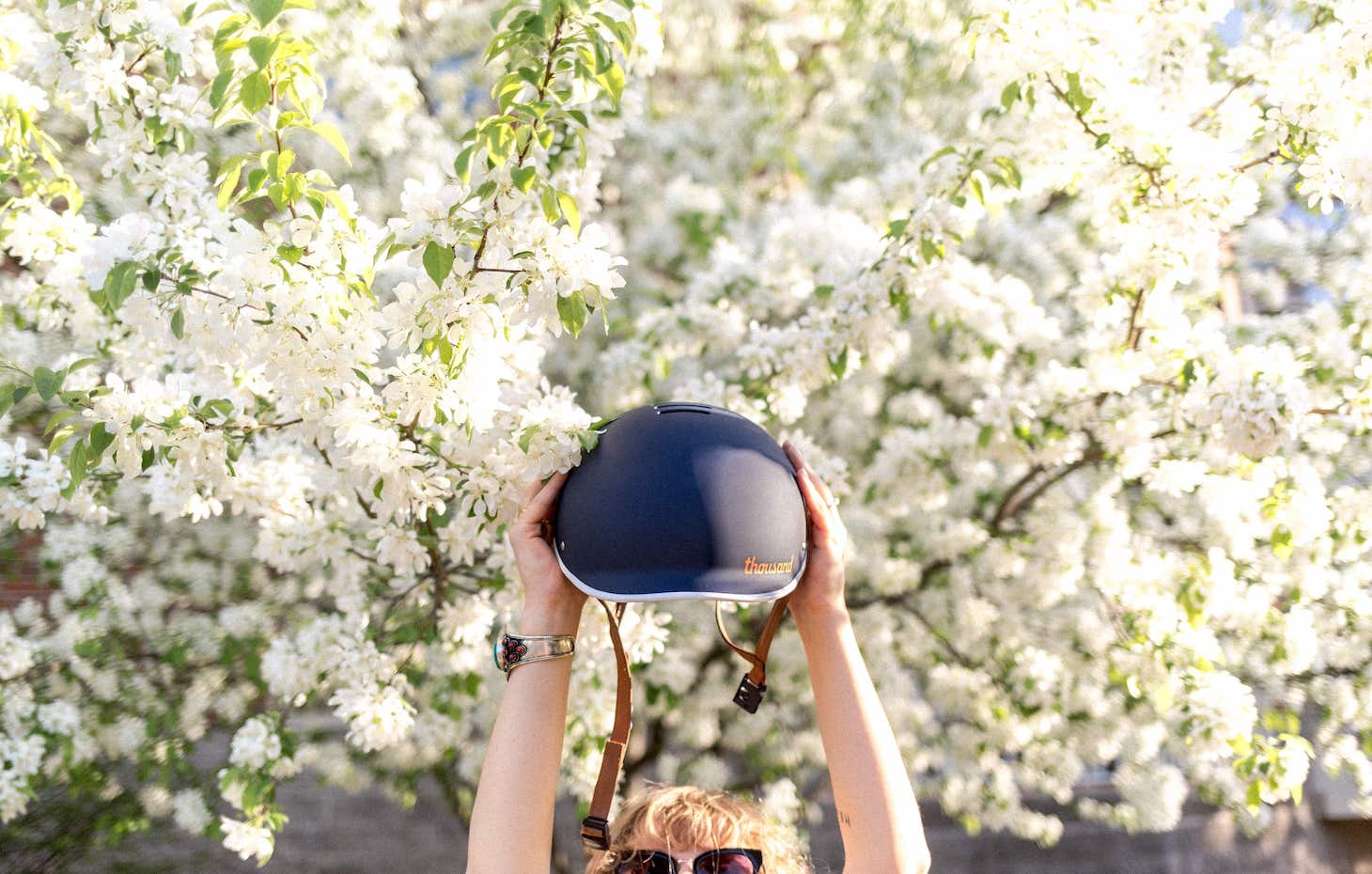 EQUIPO DE CICLISMO QUE NECESITAS PARA SALIR EN BICICLETA EN VERANO